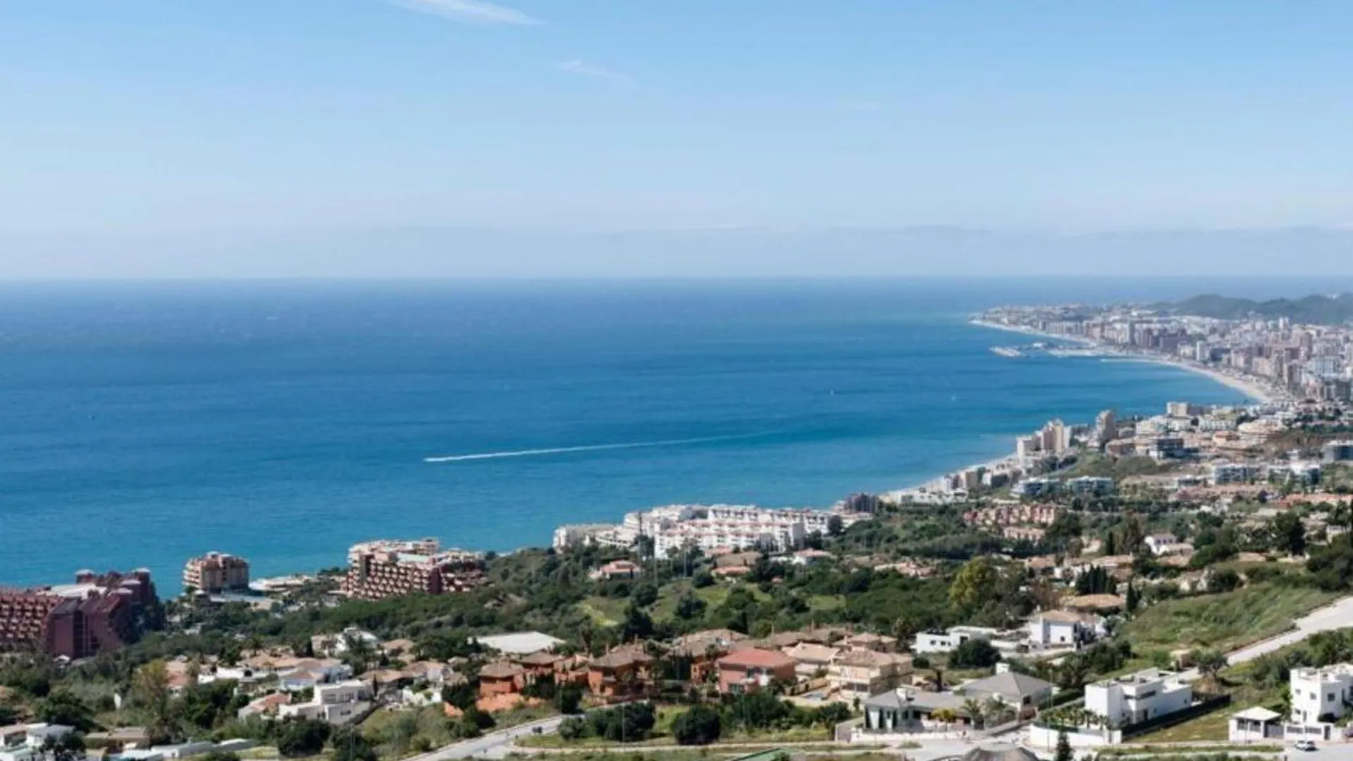 Sunny Costa Del Sol Apartment Retreat 贝纳尔马德纳 西班牙